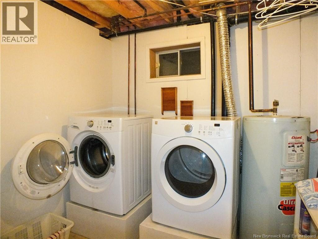 111 Bicentennial Drive - Image 38