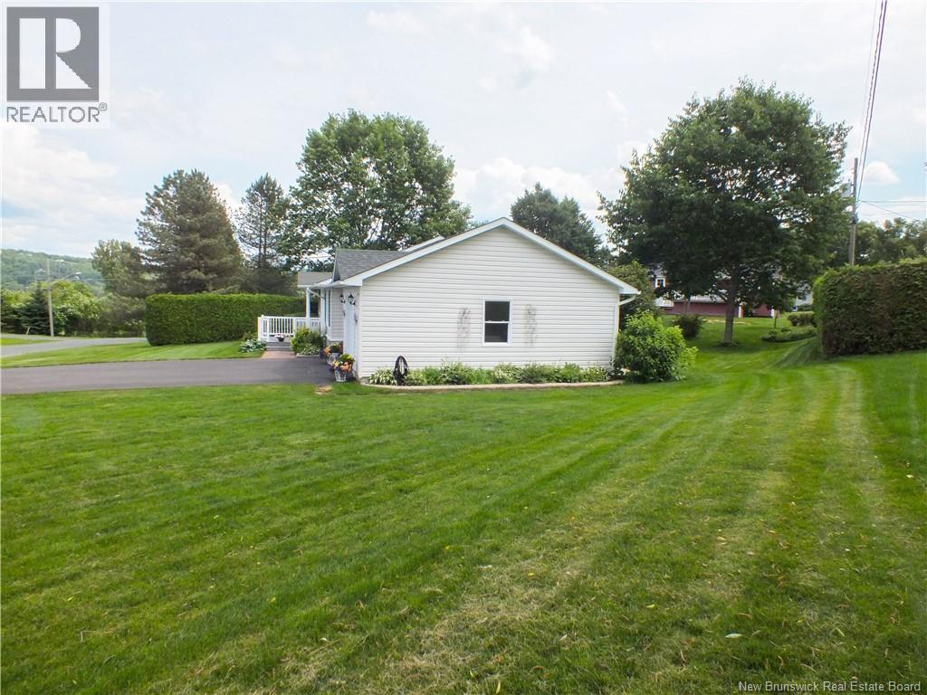 111 Bicentennial Drive - 42