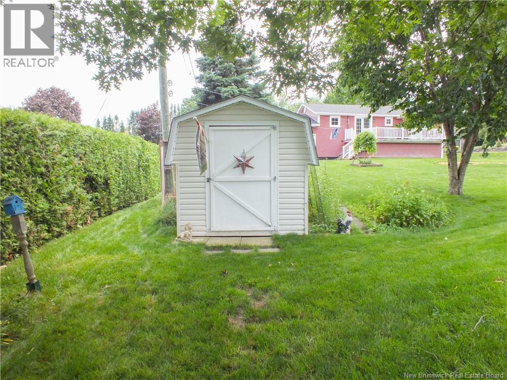 111 Bicentennial Drive - Image 46