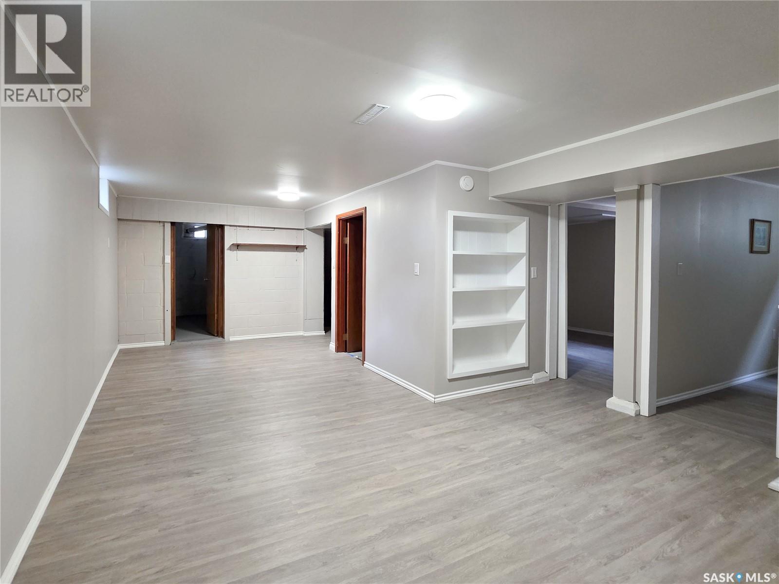121 1st AVENUE NE — photo 33