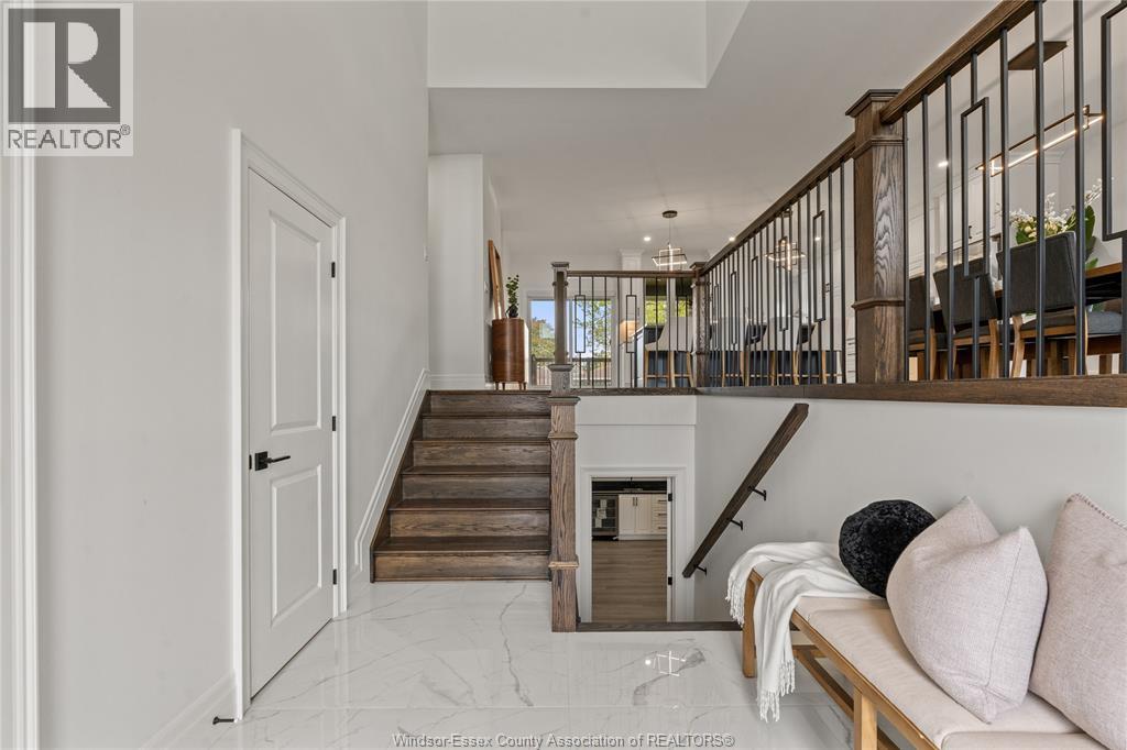 3161 MCROBBIE - 3