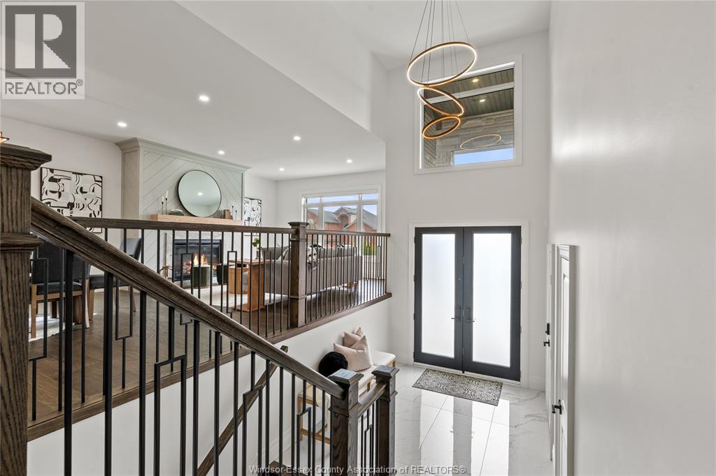 3161 MCROBBIE - 5