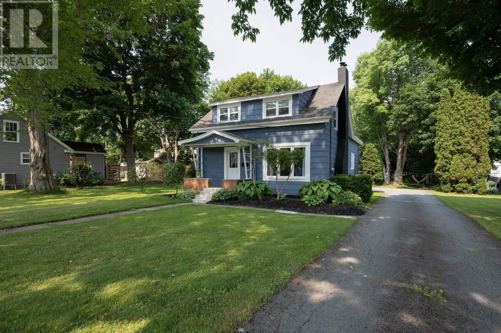 118 Belcher Street - 2