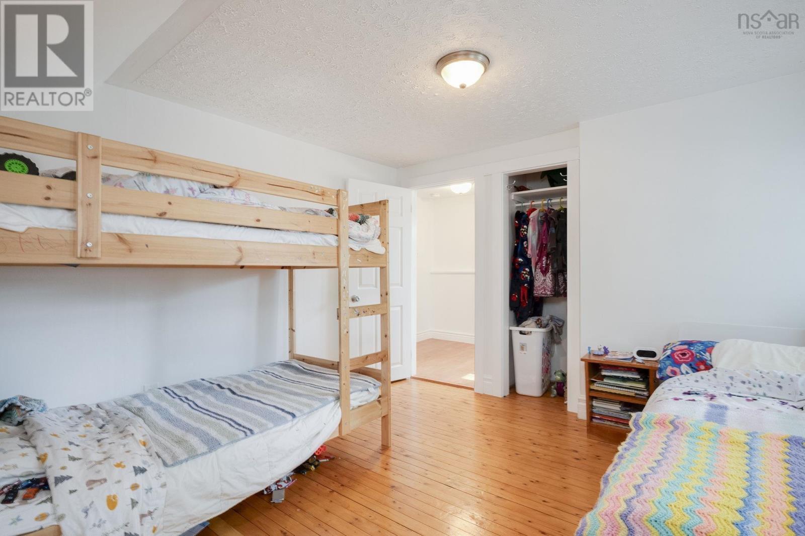 118 Belcher Street - 26