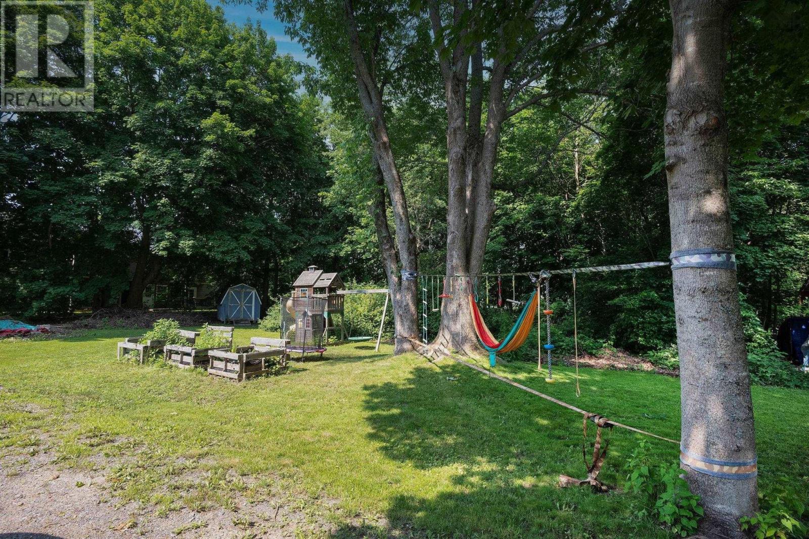 118 Belcher Street - 49