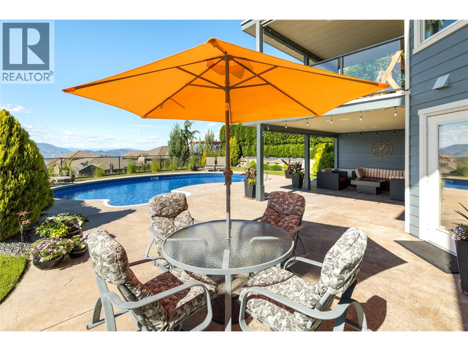 888 HEWETSON Avenue, Kelowna