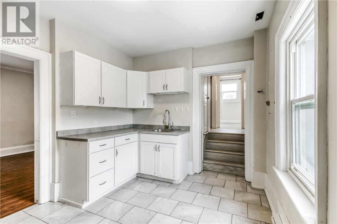 121 Bloor Street - 10