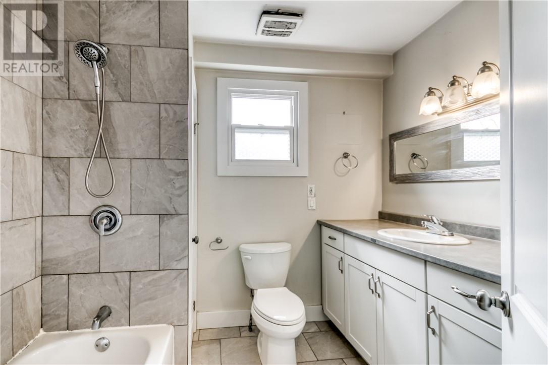 121 Bloor Street - 14