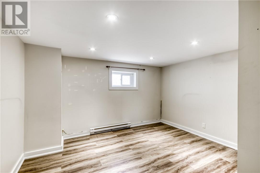 121 Bloor Street - 17