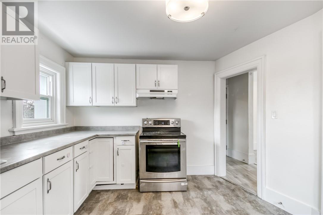121 Bloor Street - 21