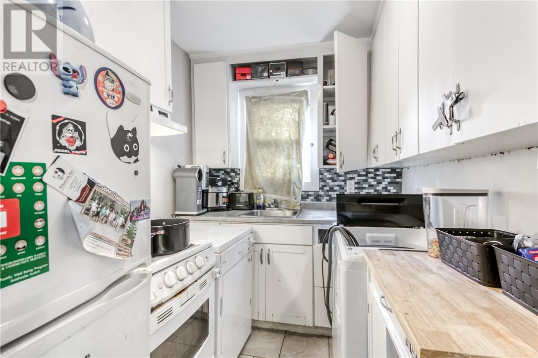 121 Bloor Street - 34