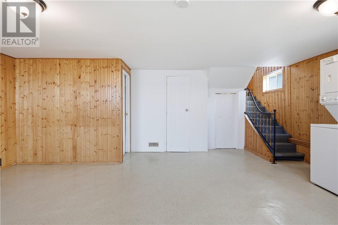 6 West Street - 26