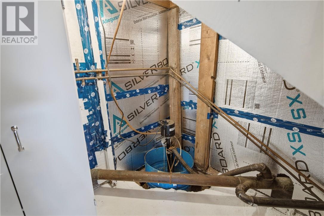 6 West Street - 34