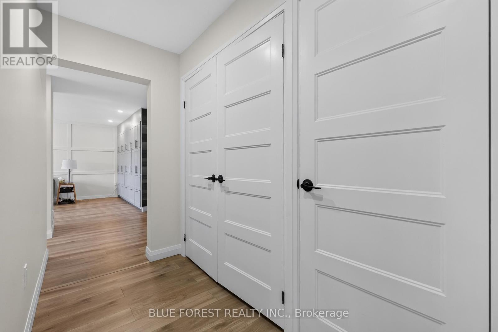 #202 600 GRENFELL DRIVE - 11