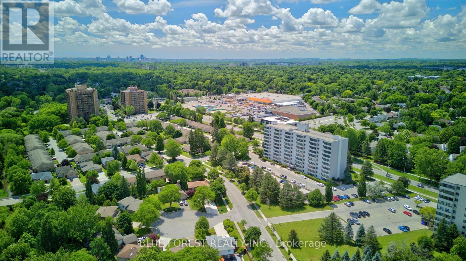 #202 600 GRENFELL DRIVE - 26