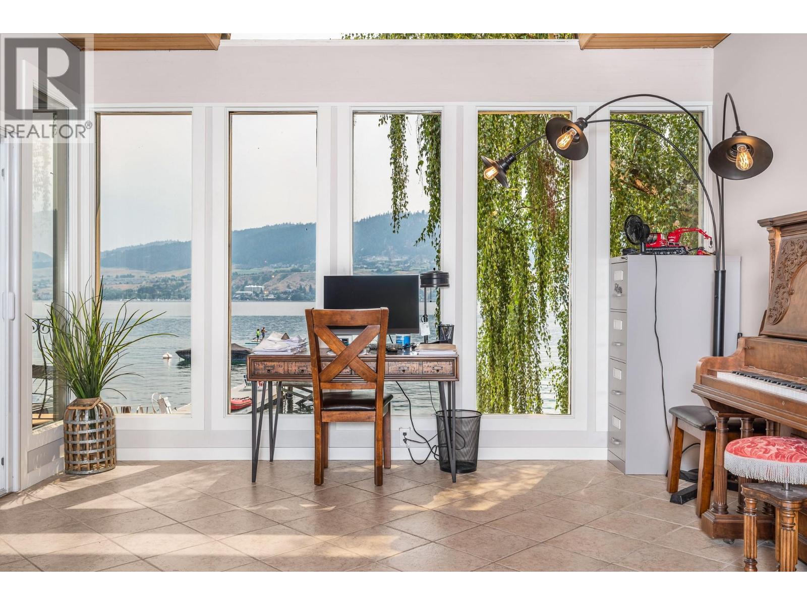 8180 Tronson Road - 8