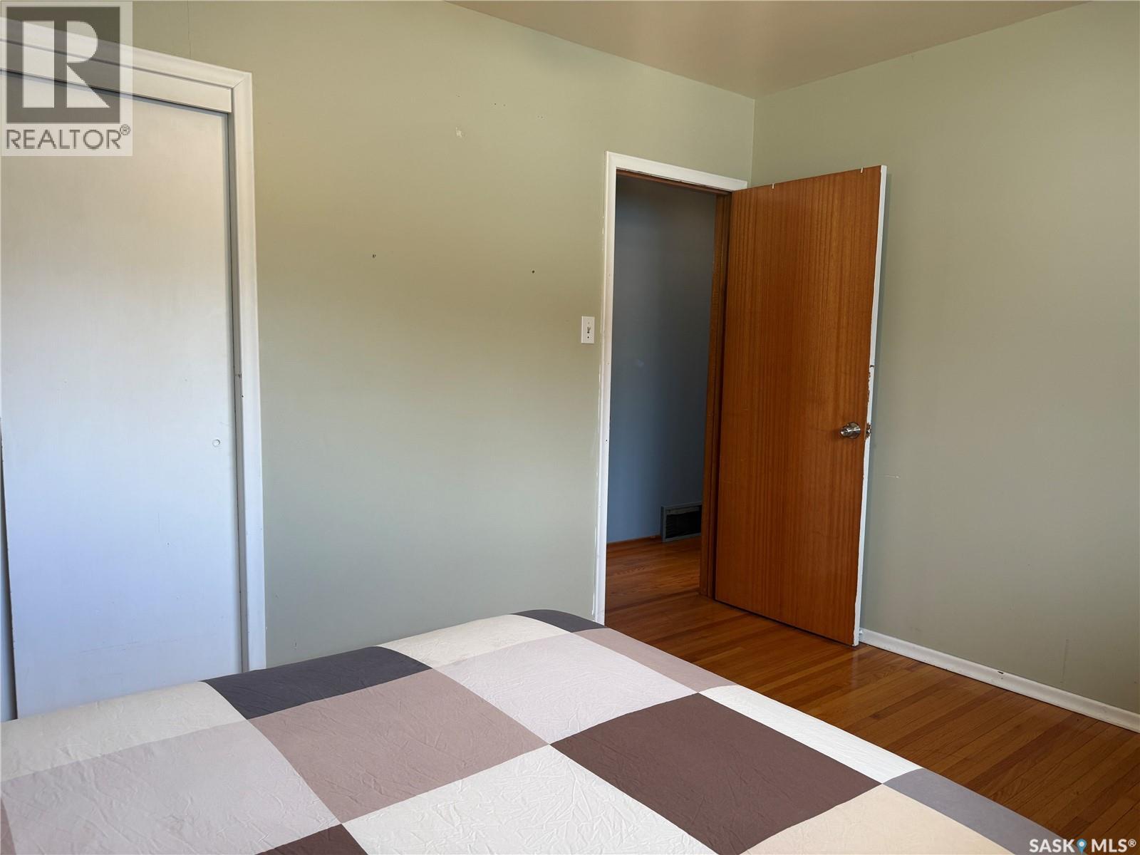 1018 11th AVENUE NW - 23