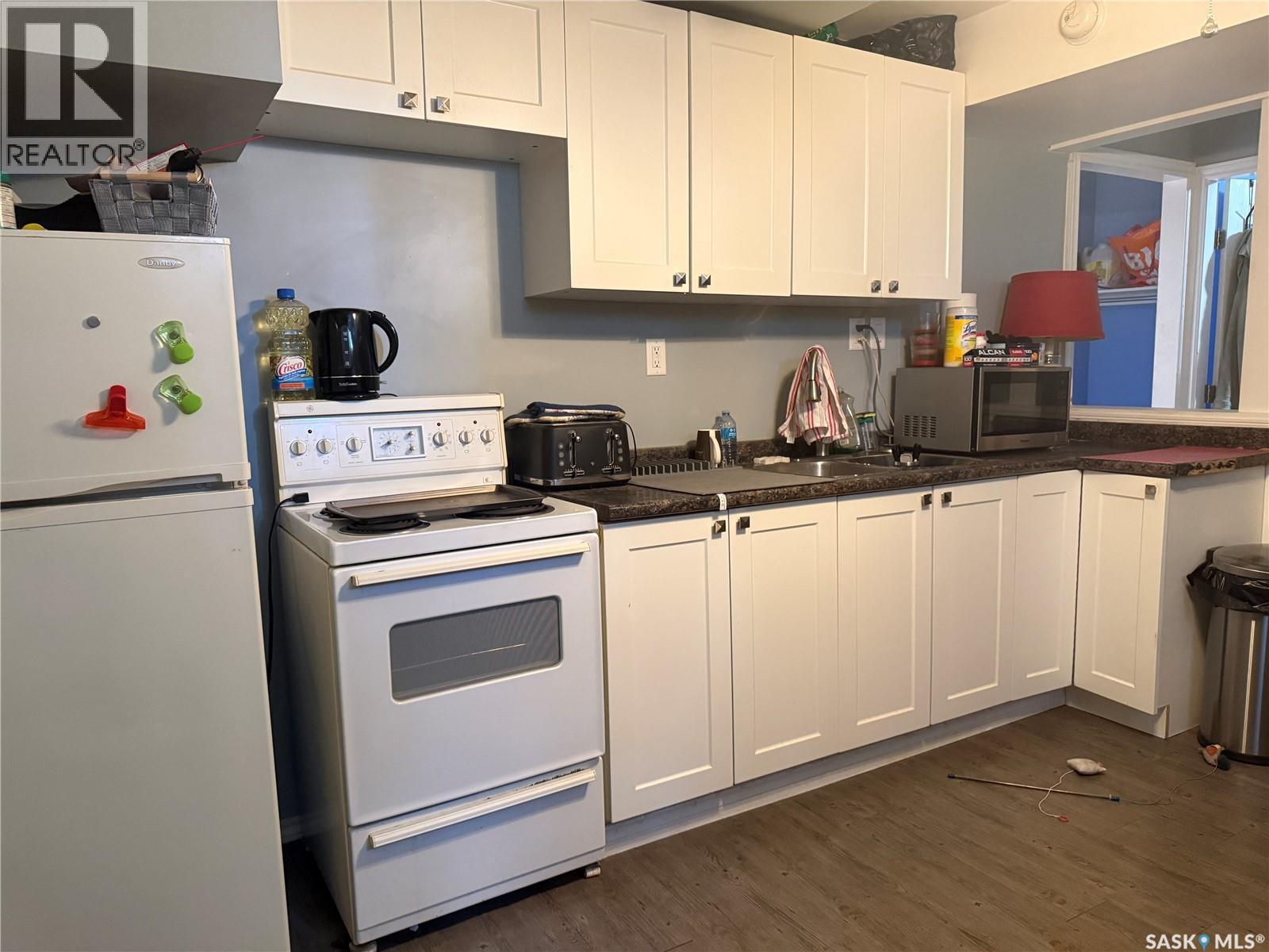 1018 11th AVENUE NW - 35
