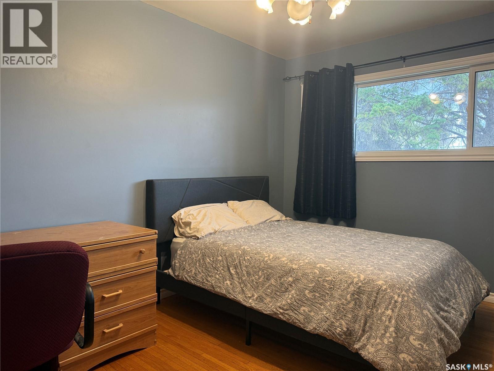1018 11th AVENUE NW - 18