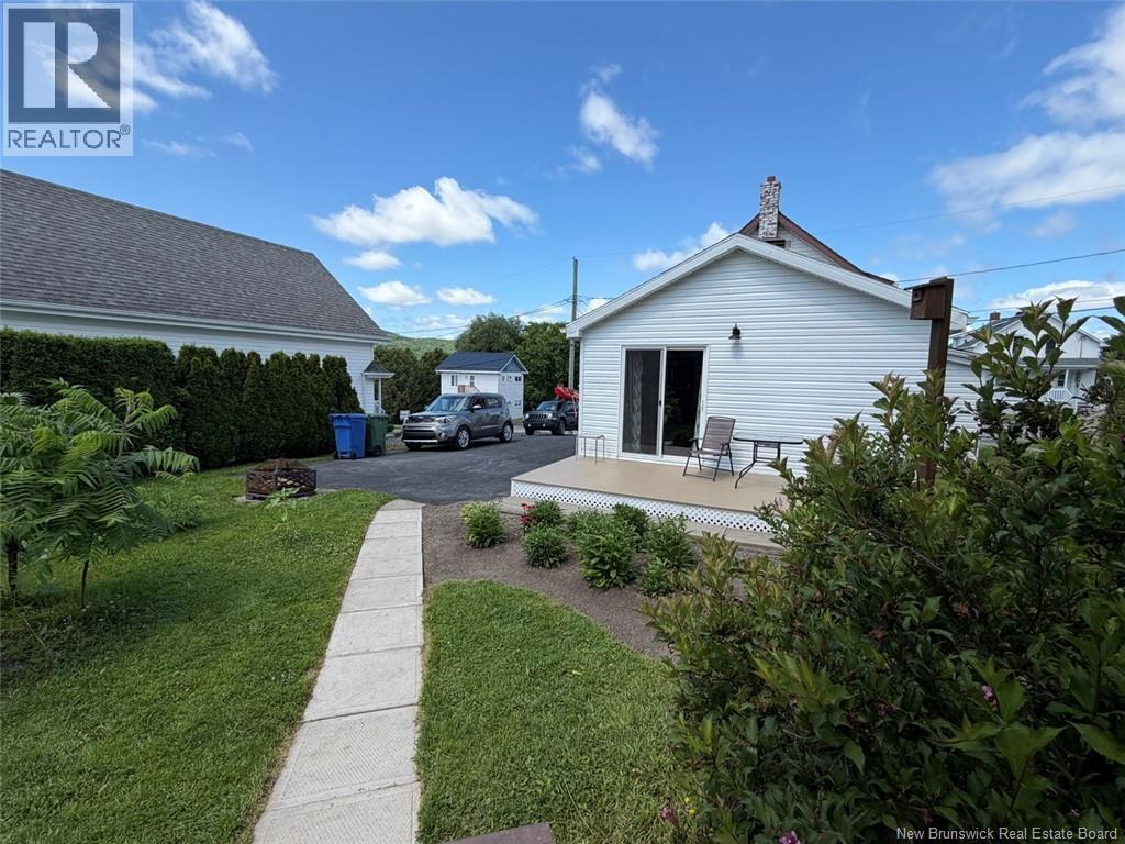 63 42e Avenue - 19