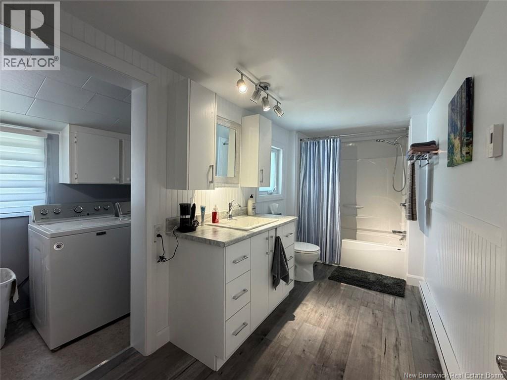 63 42e Avenue - 4