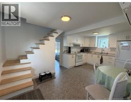 Bath (# pieces 1-6) - 63 42e Avenue, Edmundston, NB E3V2Z4 Photo 6