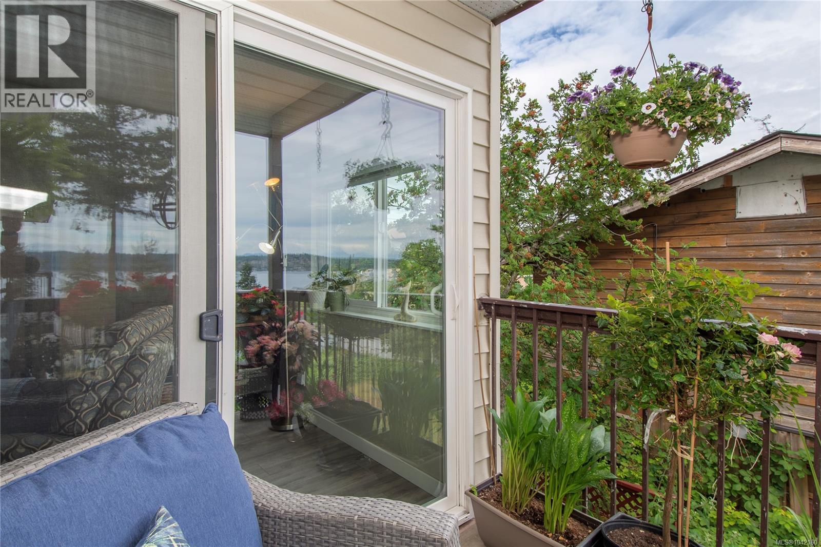 201 615 Alder St, Campbell River