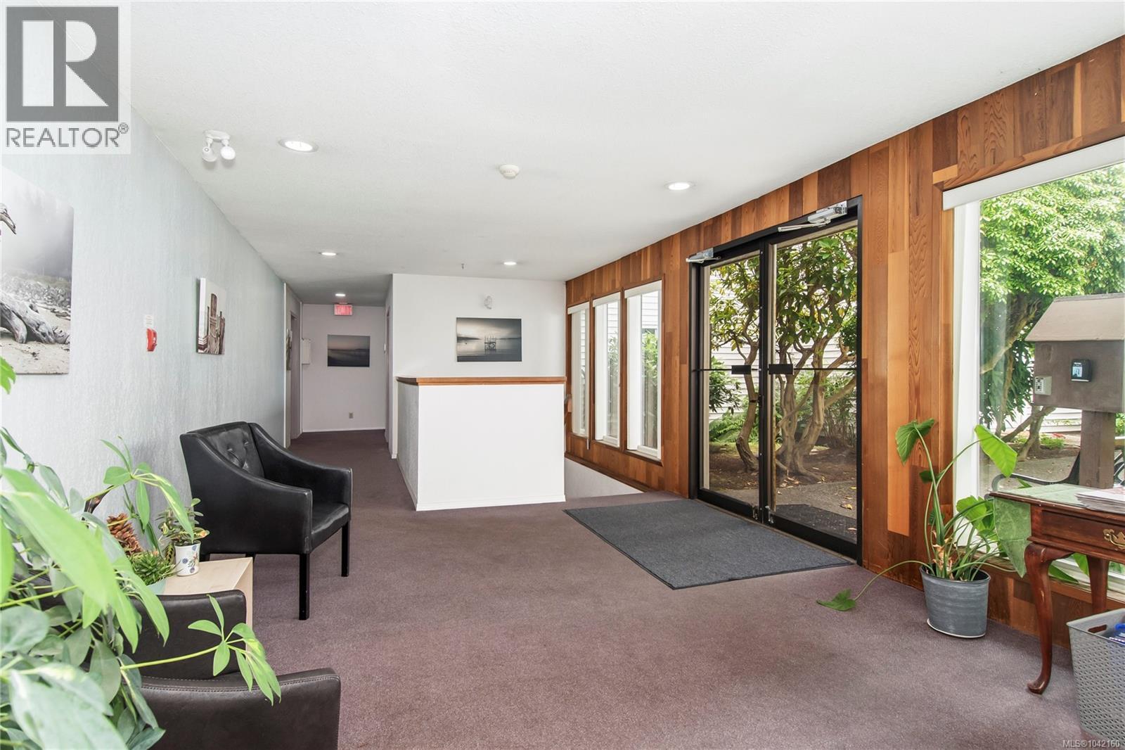 201 615 Alder St, Campbell River