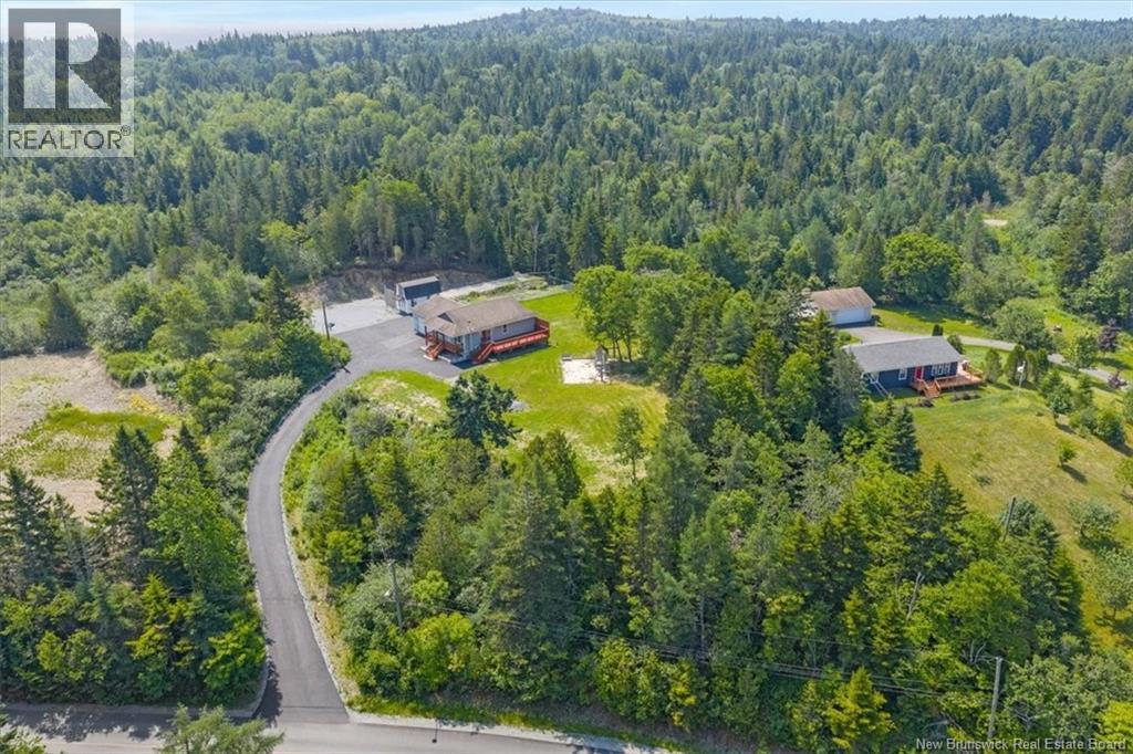 110 Hillcrest Road - Image 31