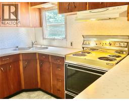 455 1st Street Unit# 13, Greenwood, BC V0H1J0 Photo 9