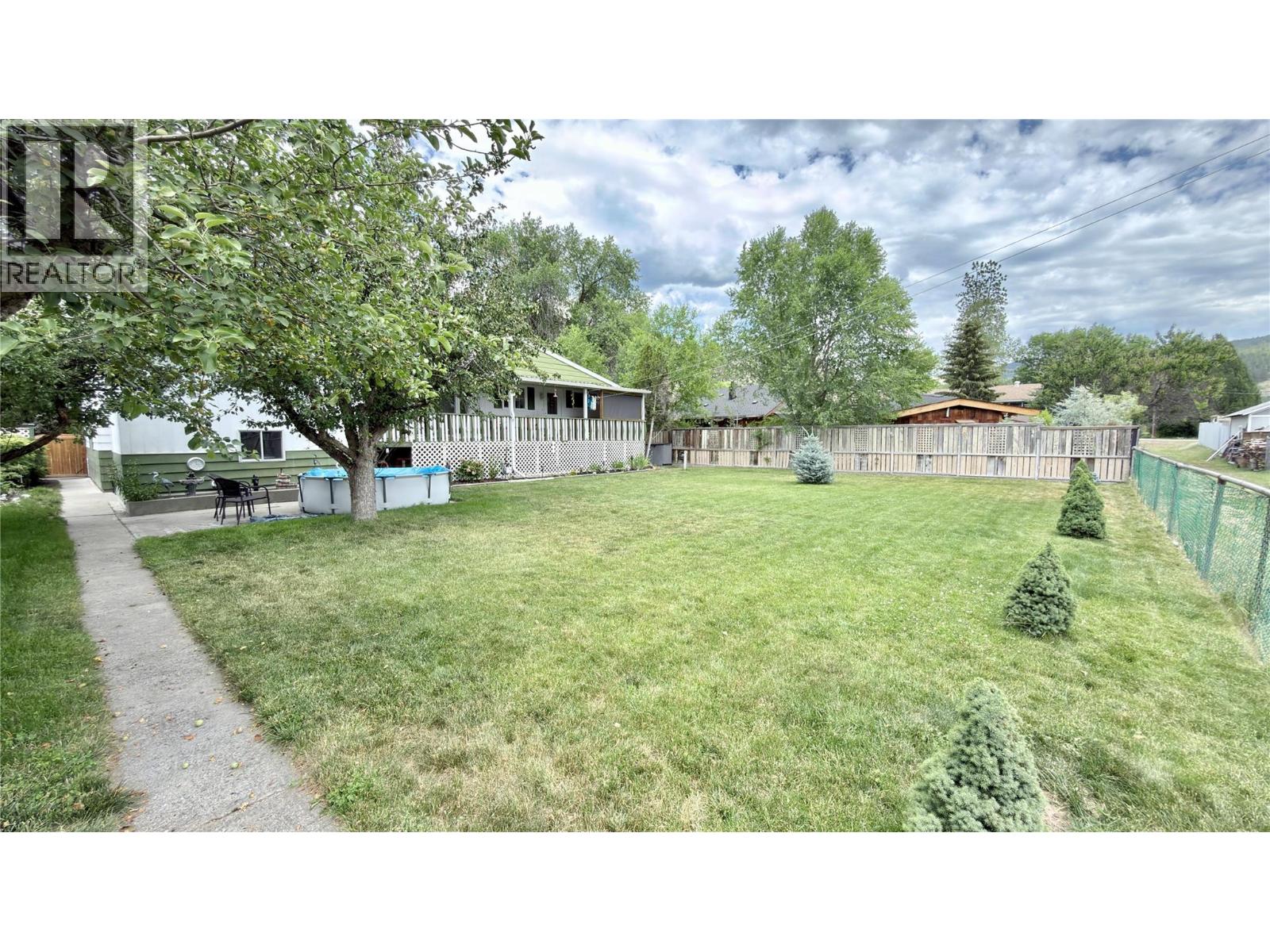 482 Sixth Avenue - 12