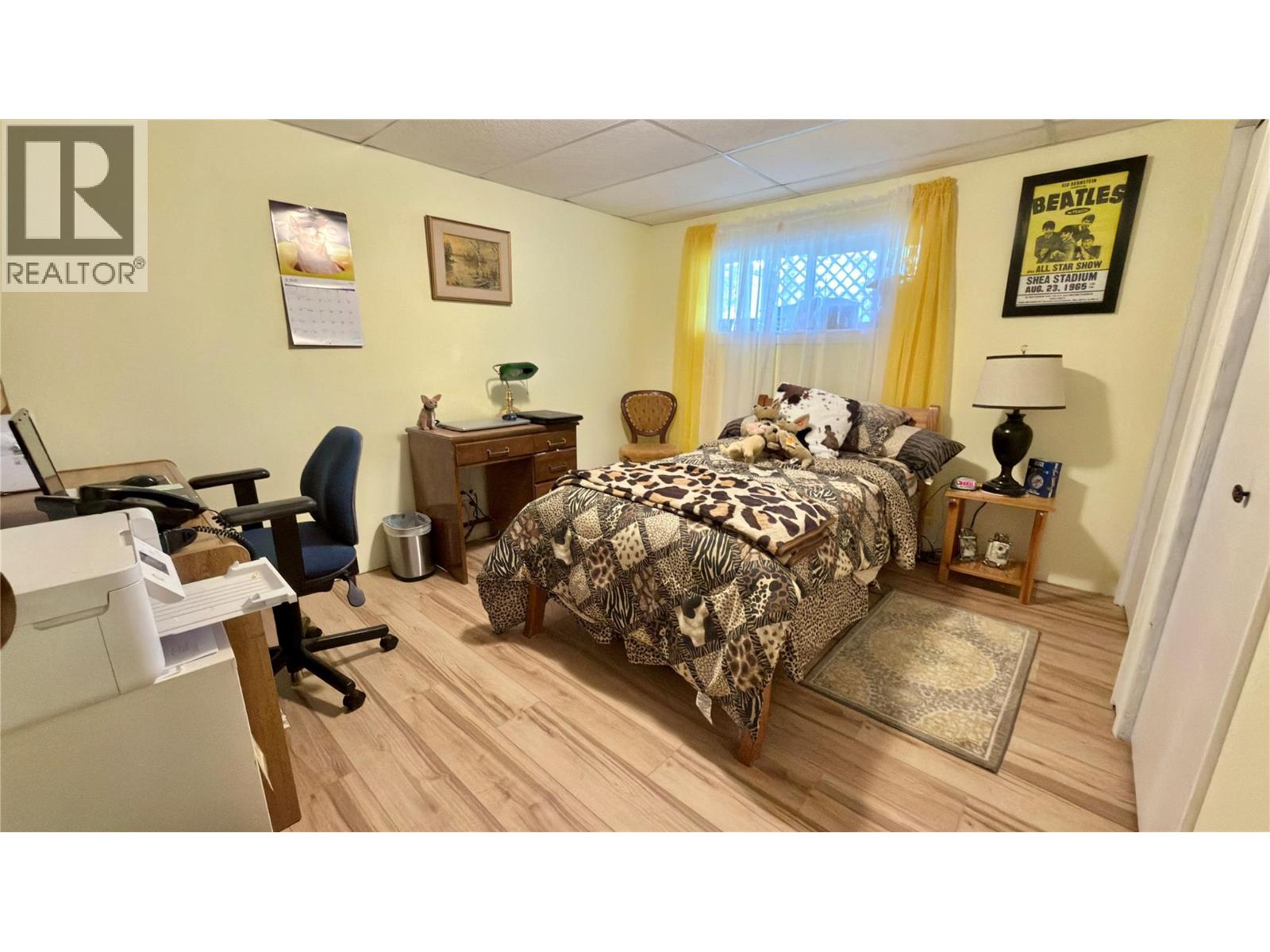 482 Sixth Avenue - 53