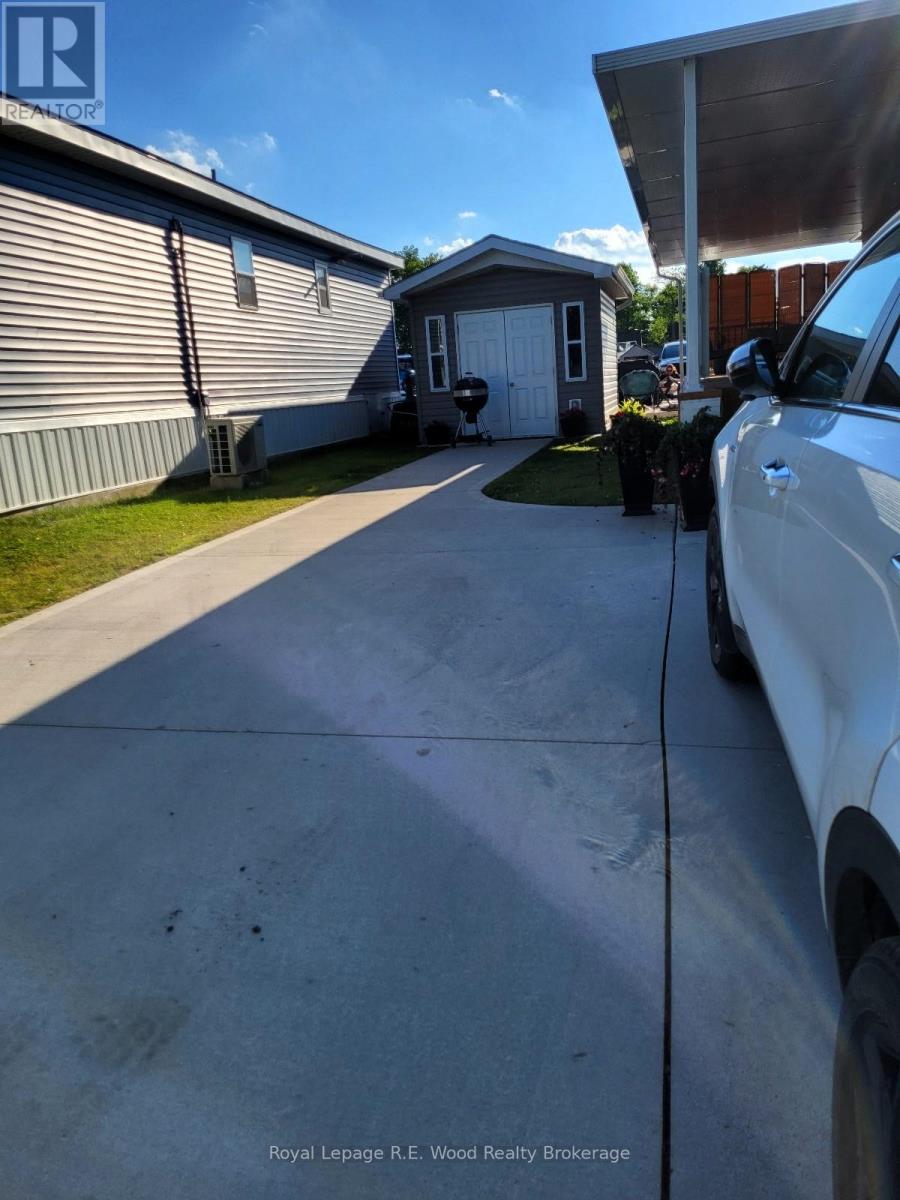 #E 39 4340 CROMARTY DRIVE - 19
