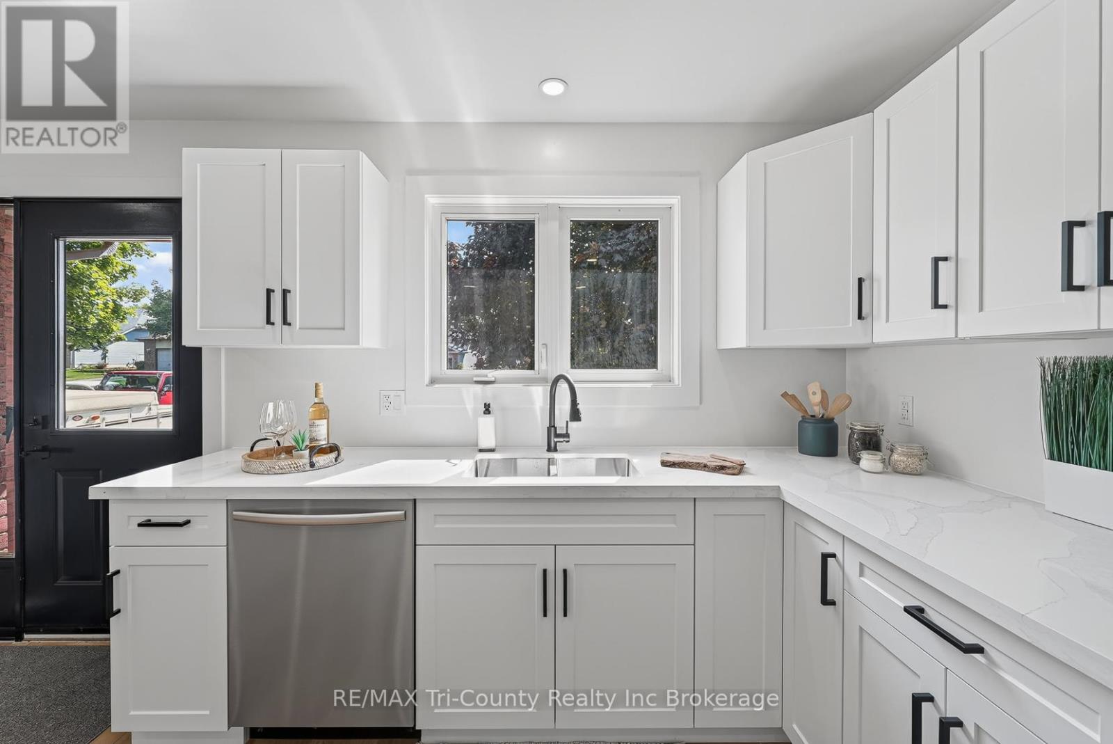 67 BECKETT BOULEVARD - 12