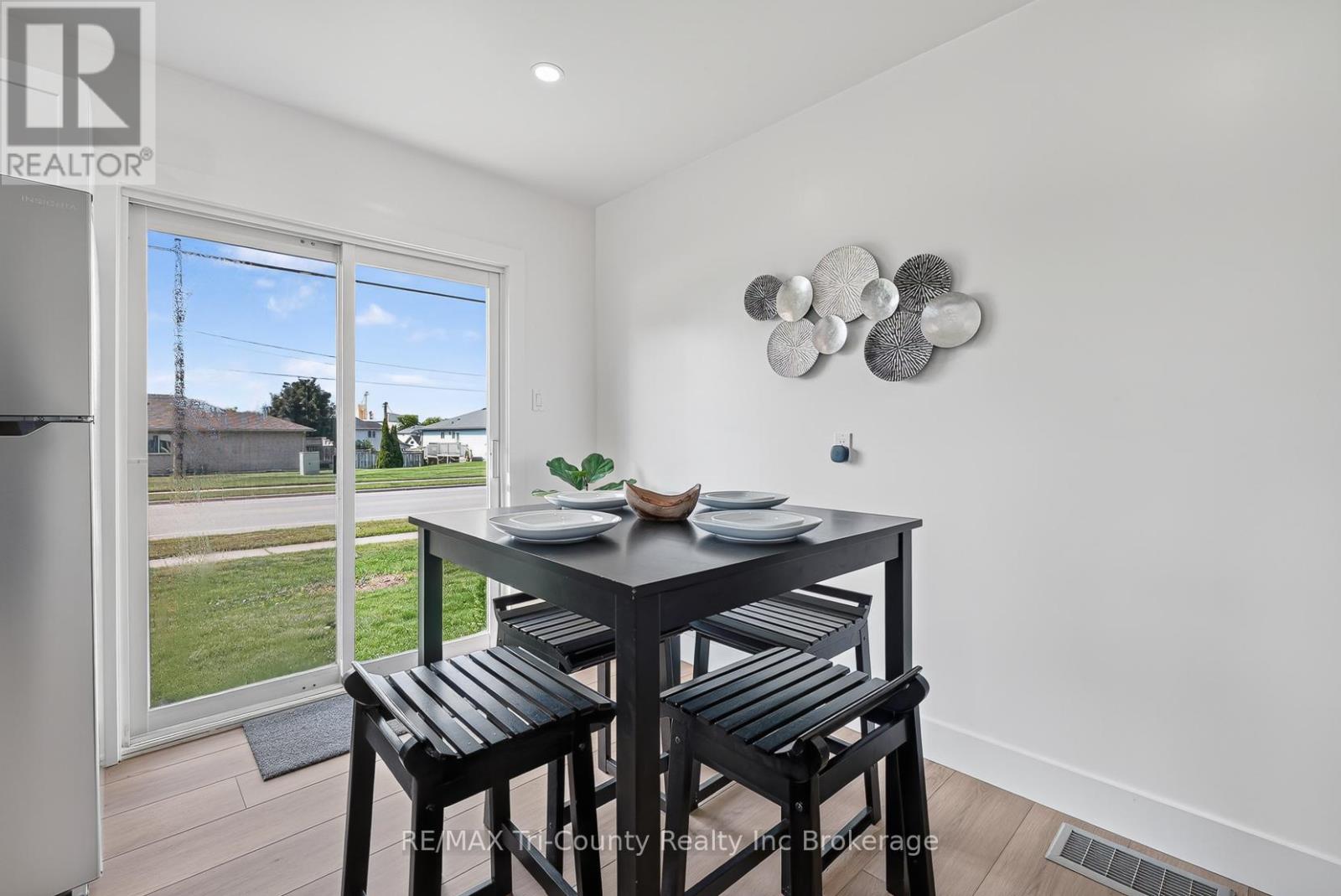 67 BECKETT BOULEVARD - 16
