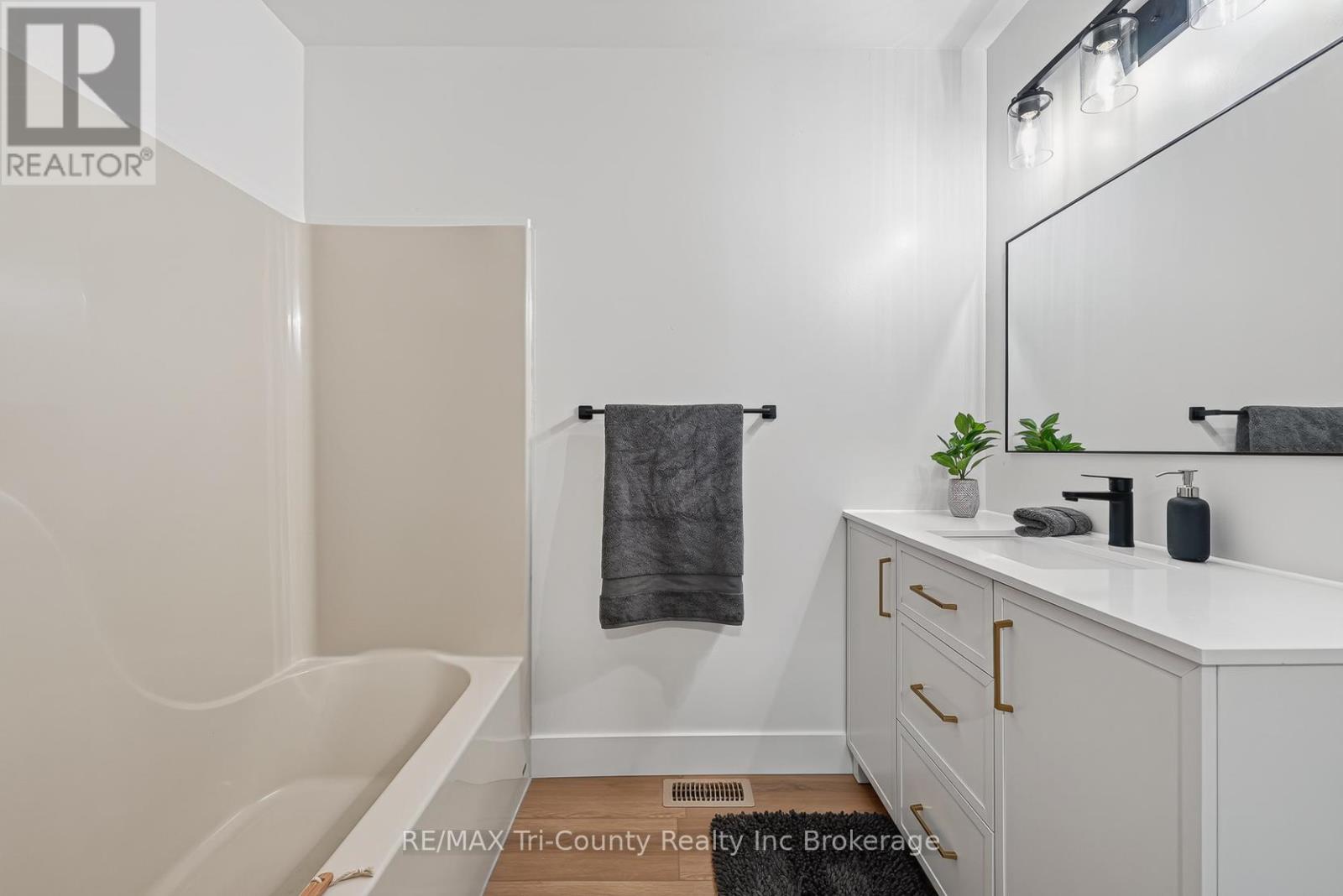 67 BECKETT BOULEVARD - 20
