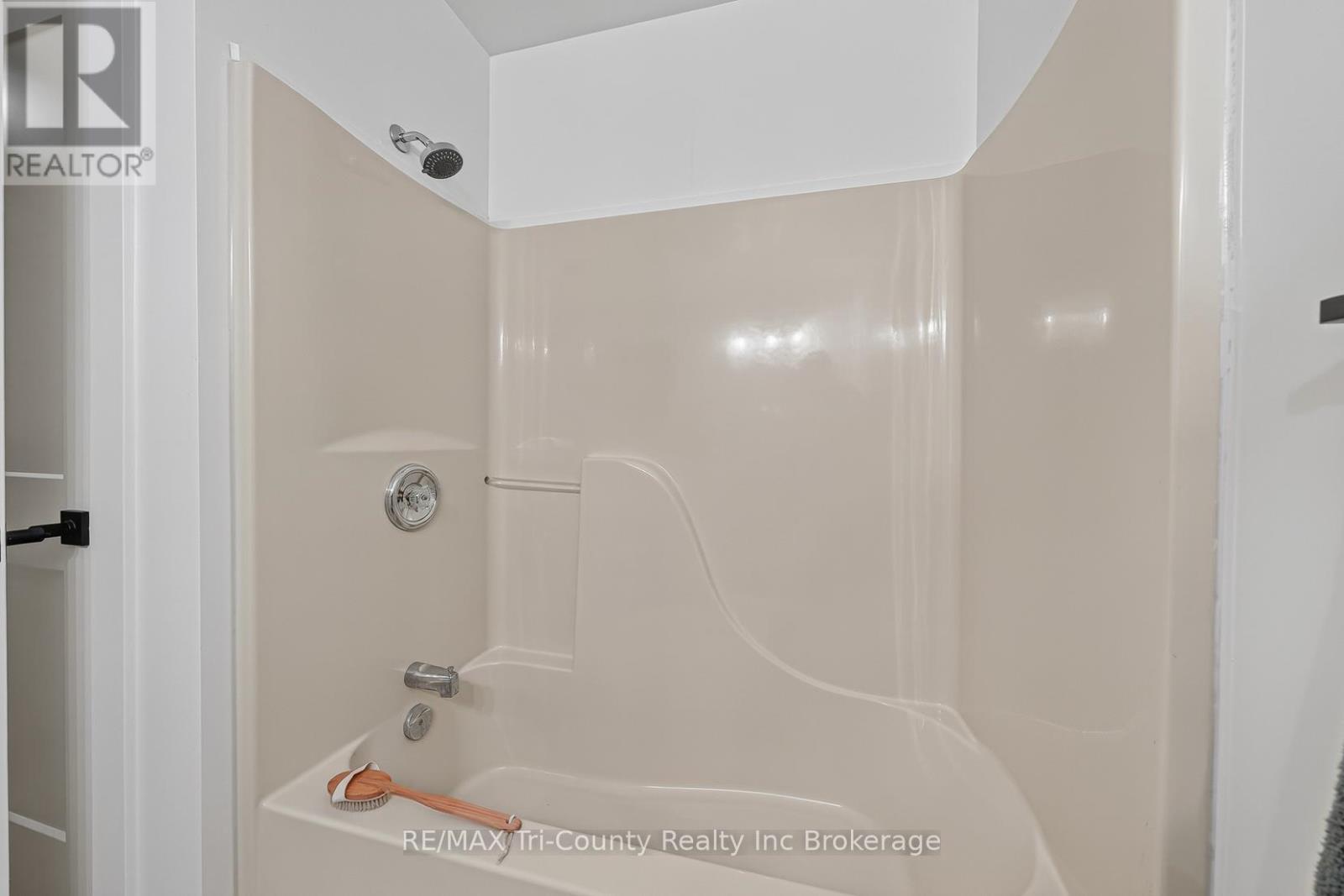 67 BECKETT BOULEVARD - 21