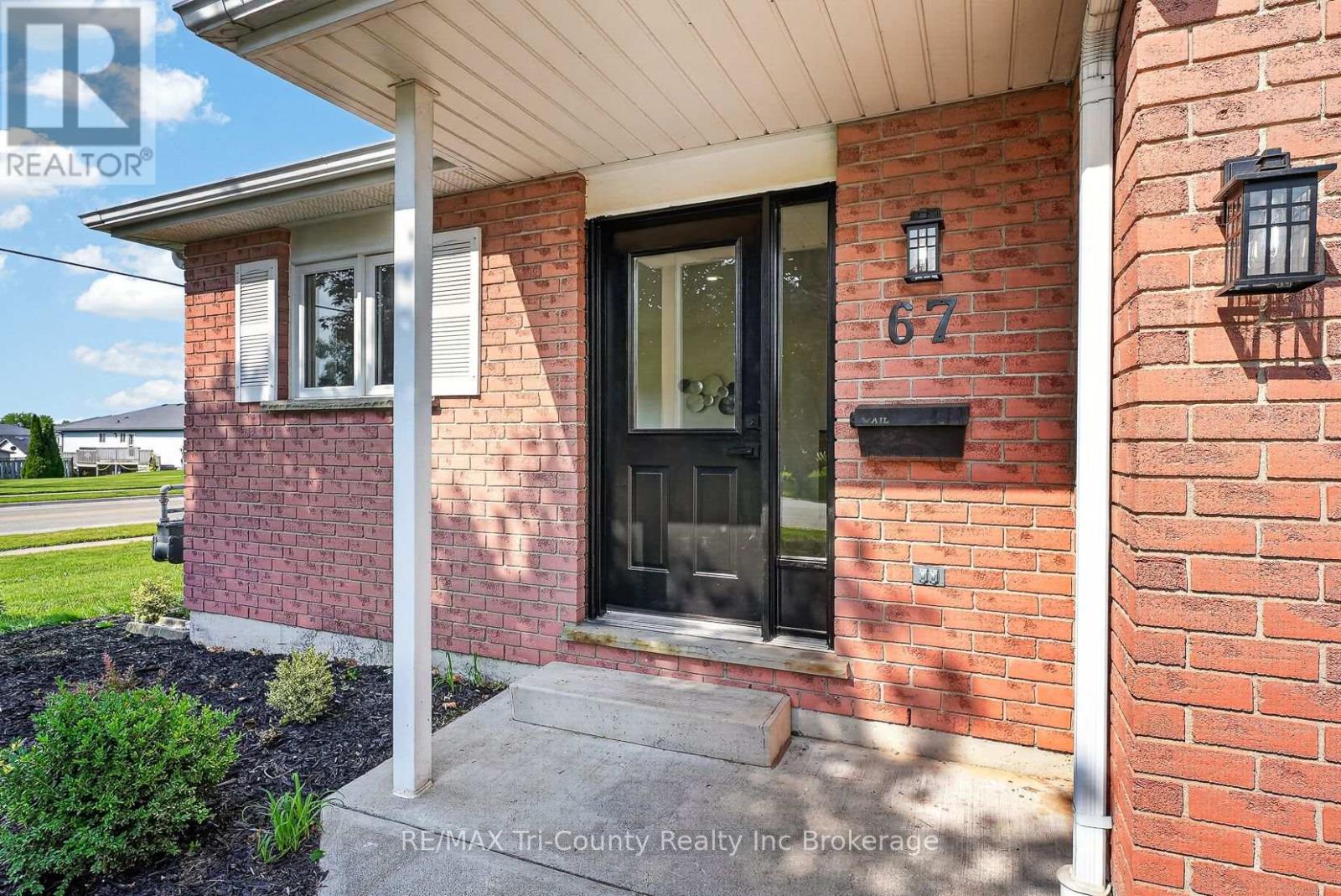 67 BECKETT BOULEVARD - 7