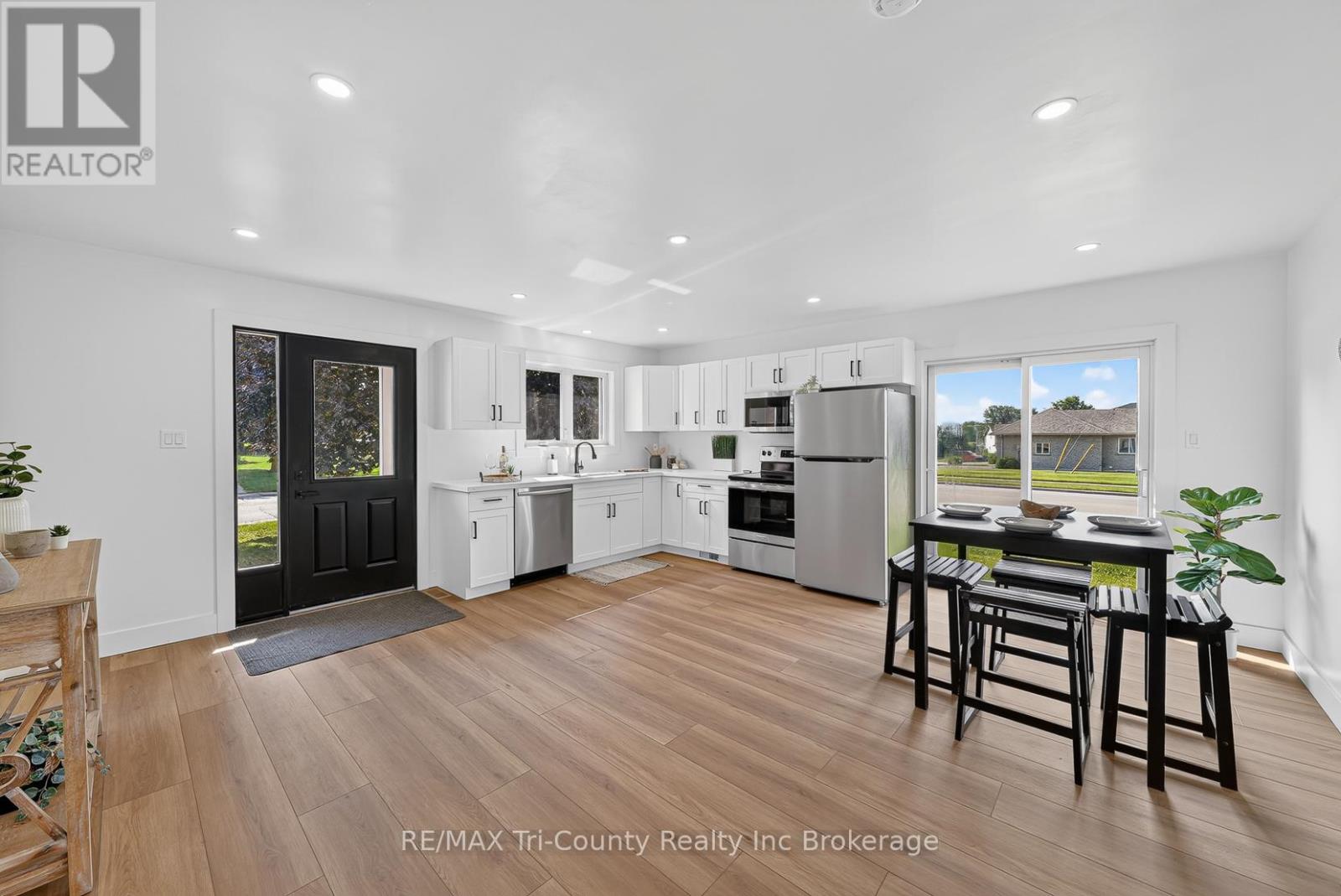67 BECKETT BOULEVARD - 9