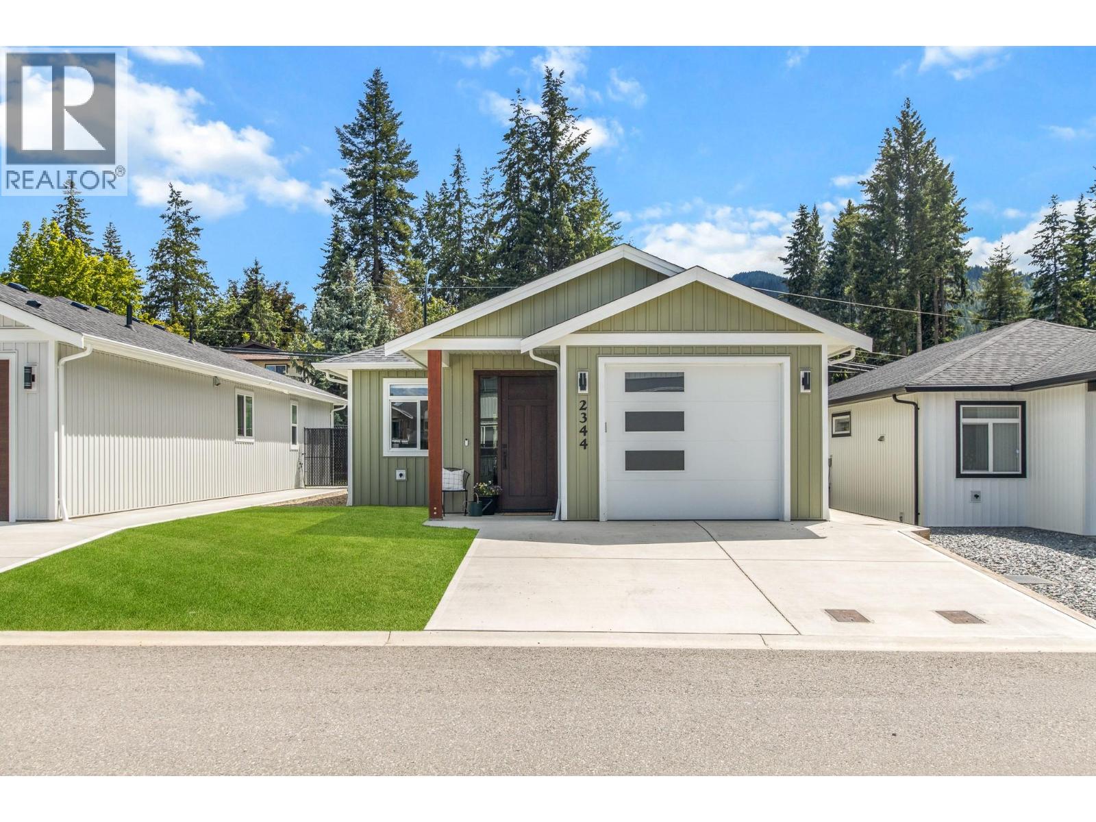 2344 6 Avenue SE - 1