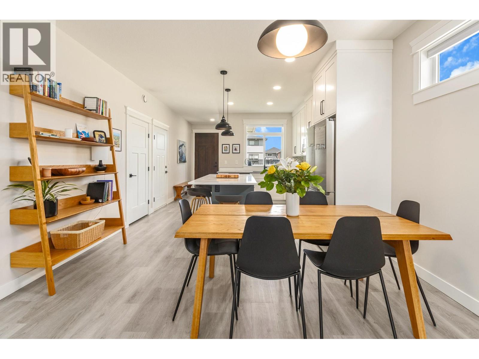 2344 6 Avenue SE - 10