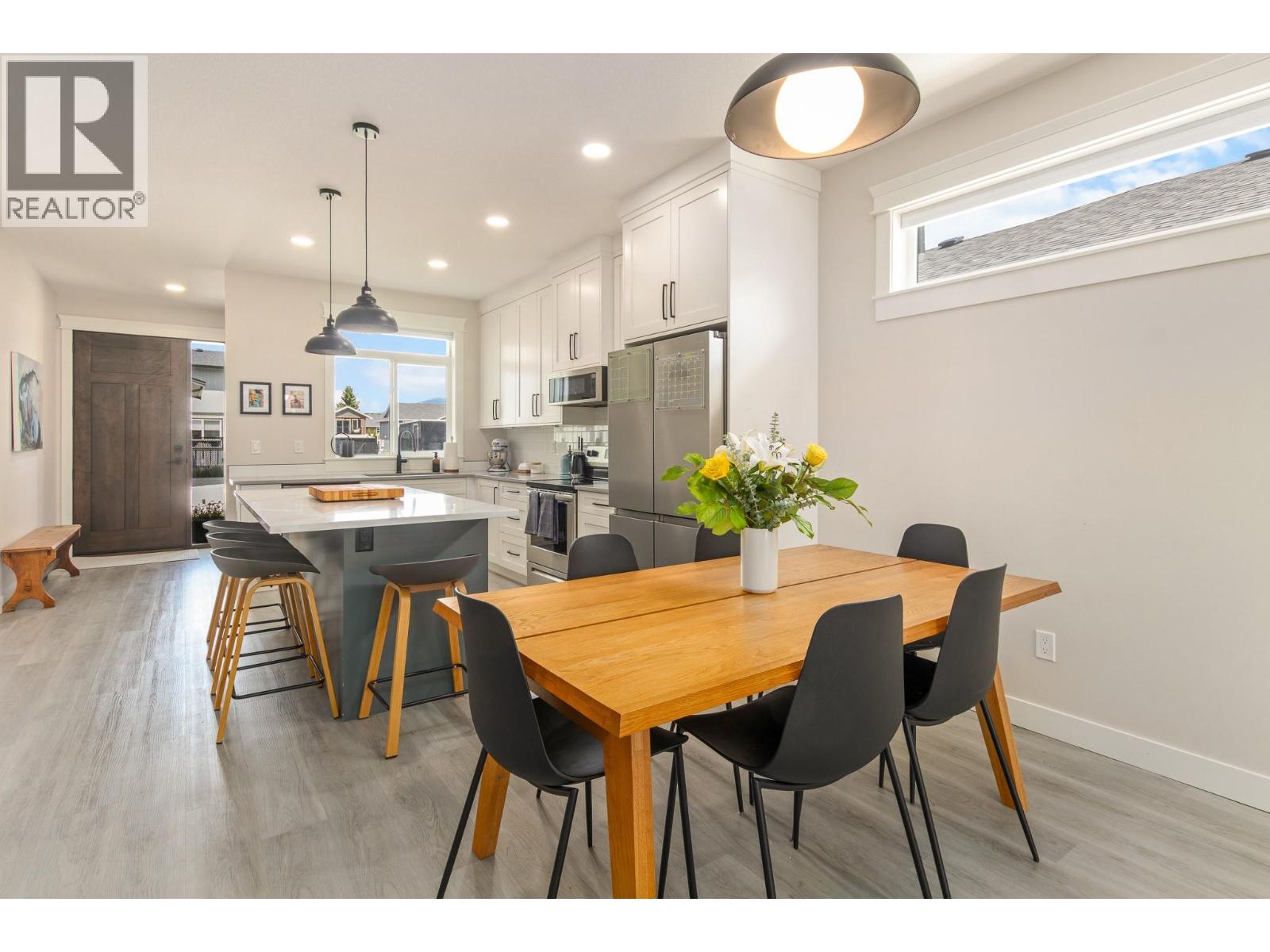 2344 6 Avenue SE - 11