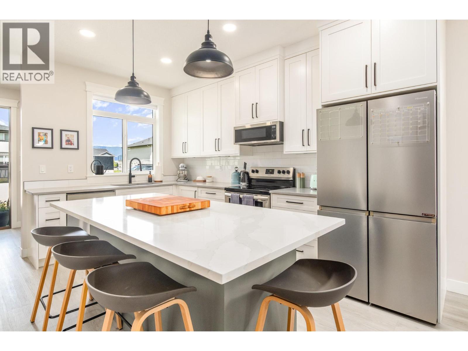 2344 6 Avenue SE - 12