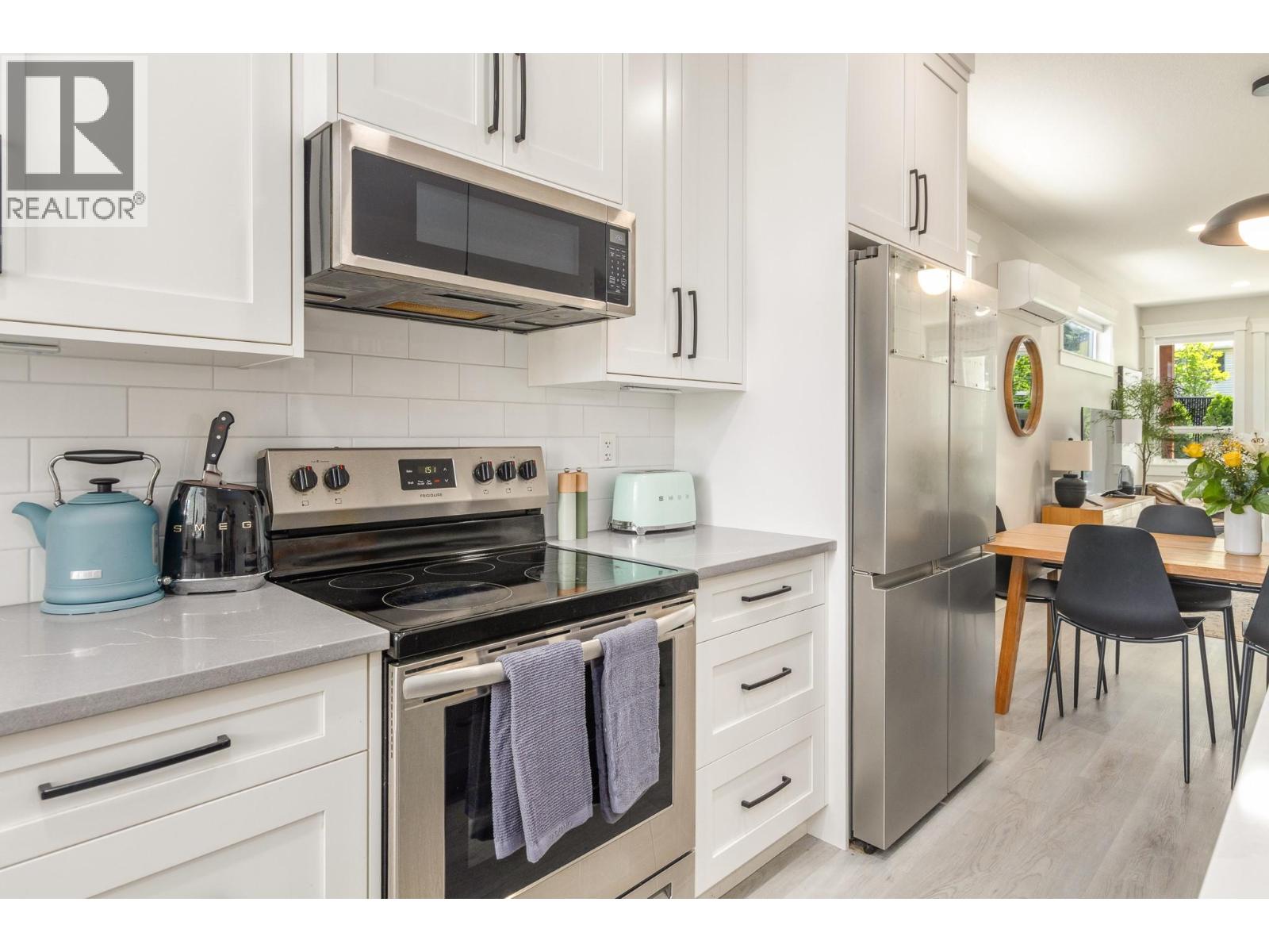 2344 6 Avenue SE - 18