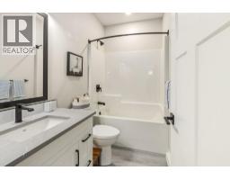 2344 6 Avenue Se, Salmon Arm, BC V1E0H1 Photo 26