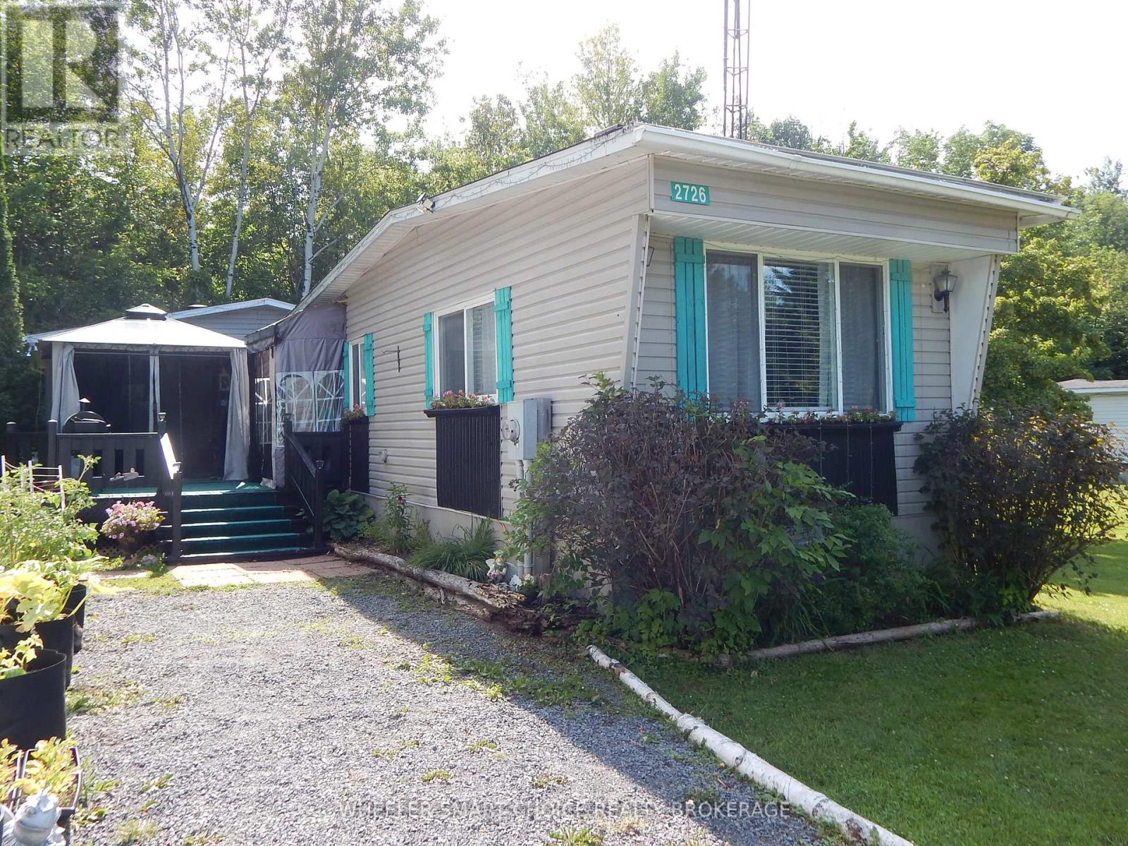 2726 GRYSEWOOD LANE W - 1