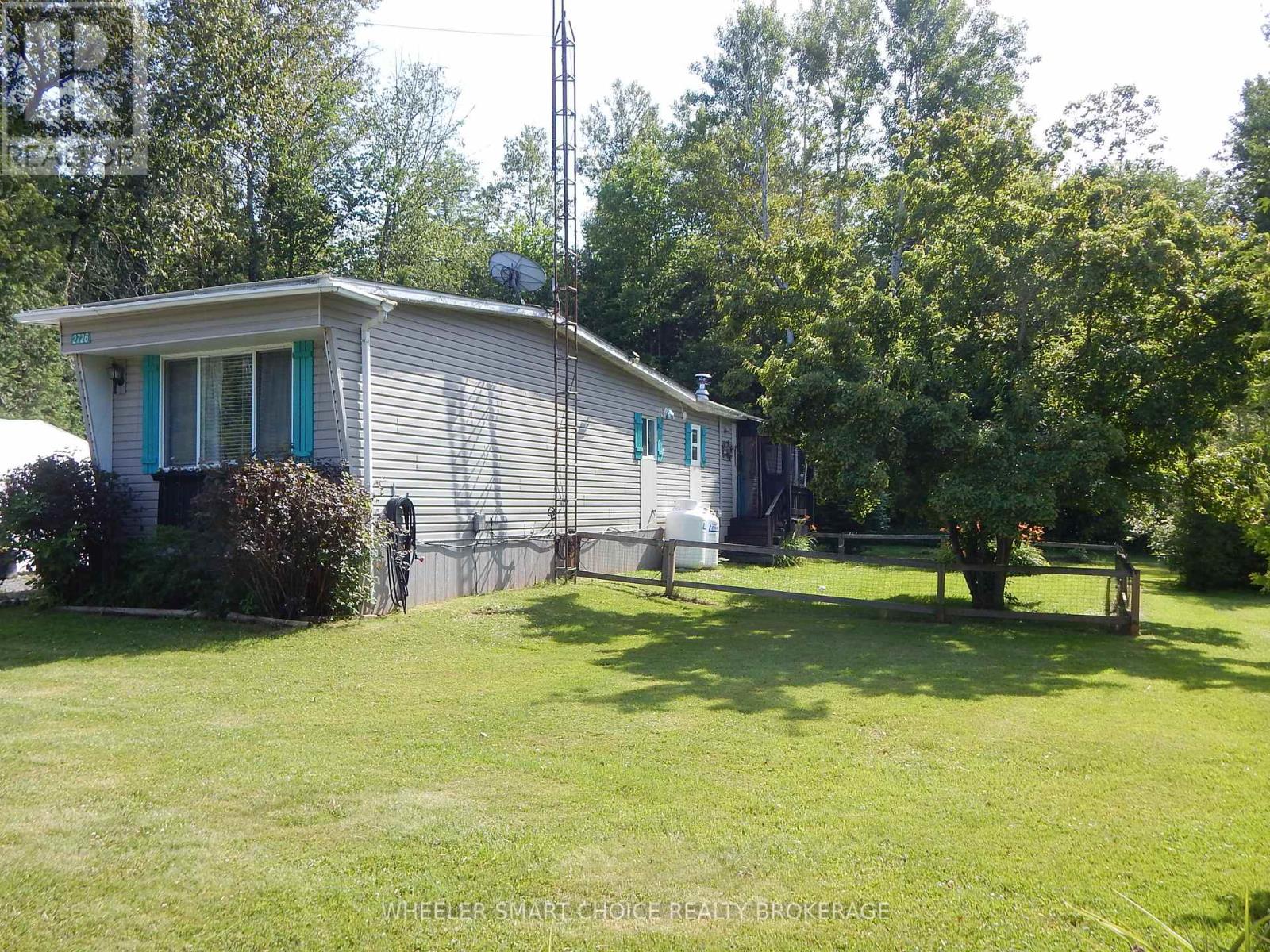 2726 GRYSEWOOD LANE W - 2