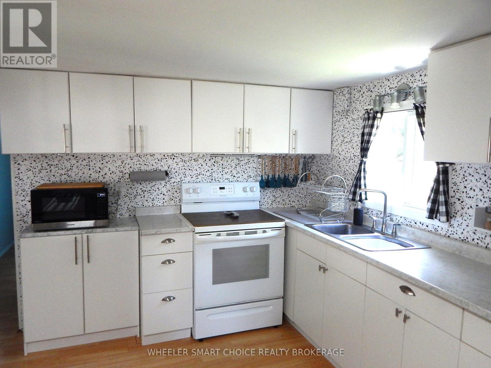 2726 GRYSEWOOD LANE W - 6