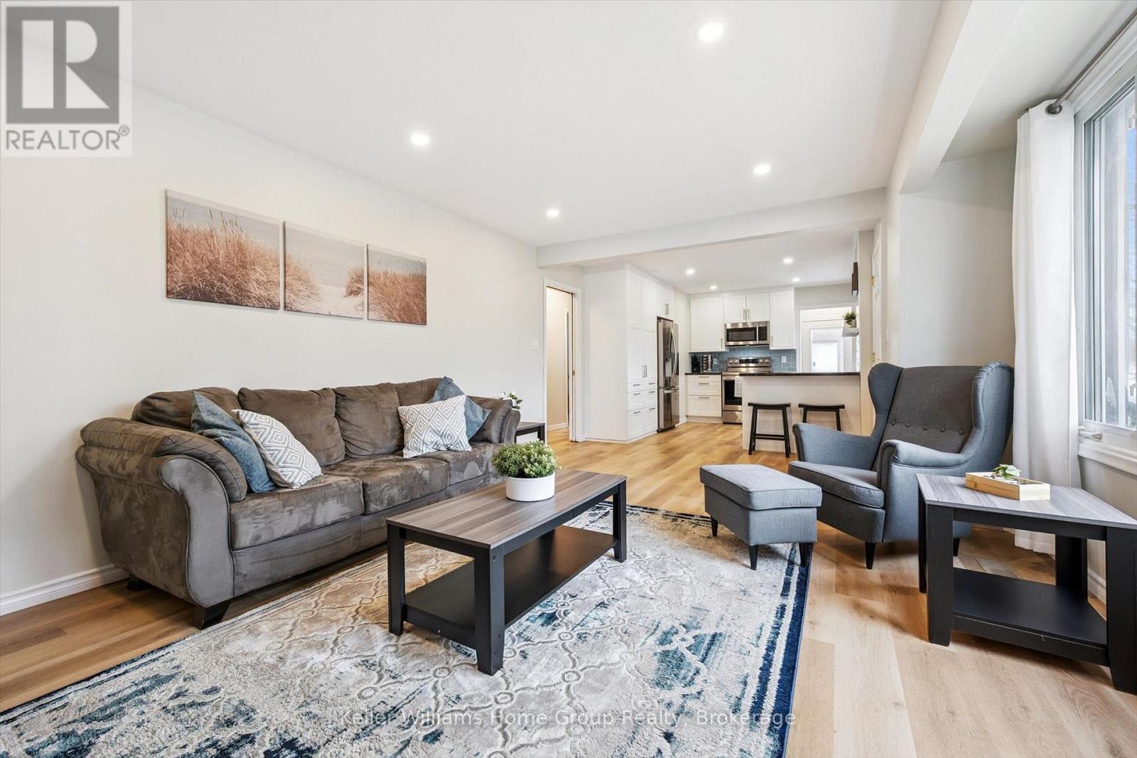 23 HASTINGS BOULEVARD - 20