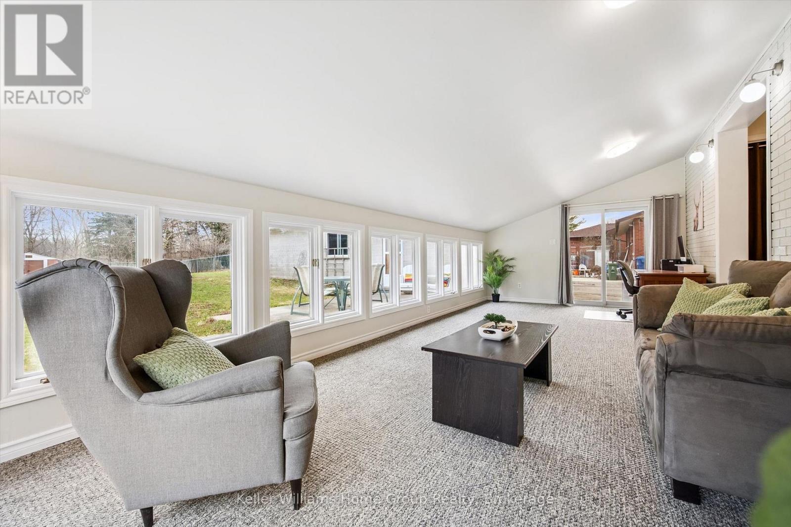 23 HASTINGS BOULEVARD - 28